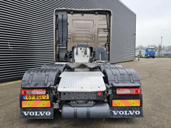 FH 500 6x2-4 / LIFT STEERING AXLE / HYDRAULIC /